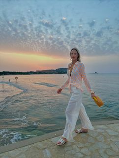 Gianne Albertoni feet photo 8