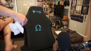 Gibi feet photo thumbnail