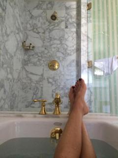 Gigi Edgley feet photo thumbnail
