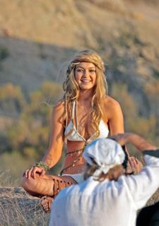 Gigi Hadid feet photo thumbnail