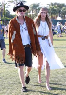 Gigi Hadid feet photo thumbnail
