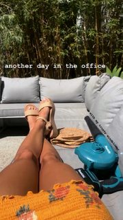 Gigi Paris feet photo 17