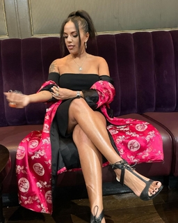 Gila Shlomi feet photo 5