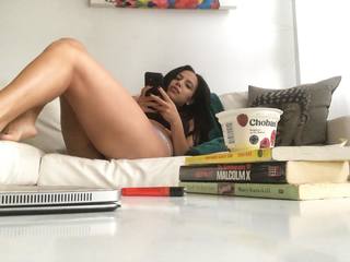 Gila Shlomi feet photo 9