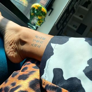Gila Shlomi feet photo 3