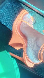 Gila Shlomi feet photo 18