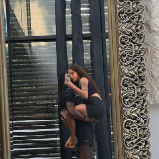 Gila Shlomi feet photo 5