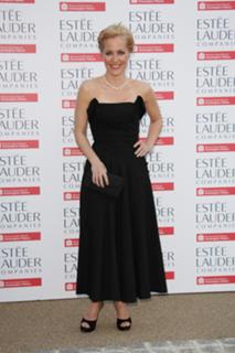 Gillian Anderson feet photo thumbnail