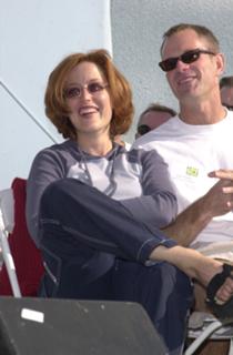 Gillian Anderson feet photo thumbnail