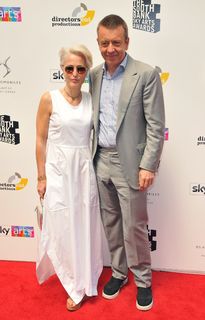 Gillian Anderson feet photo thumbnail