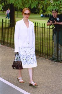Gillian Anderson feet photo thumbnail