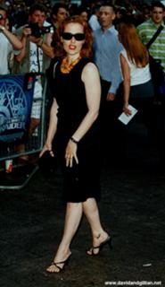 Gillian Anderson feet photo thumbnail