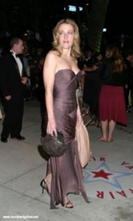 Gillian Anderson feet photo thumbnail