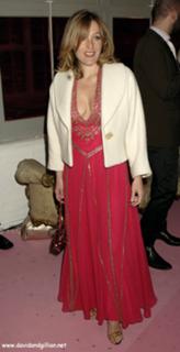 Gillian Anderson feet photo thumbnail