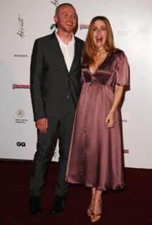 Gillian Anderson feet photo thumbnail