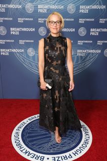 Gillian Anderson feet photo thumbnail