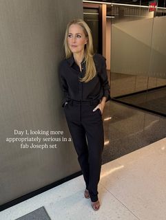 Gillian Anderson feet photo 8