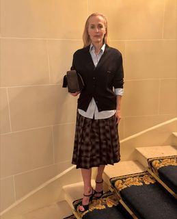 Gillian Anderson feet photo 13