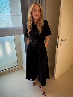 Gillian Anderson feet photo 13