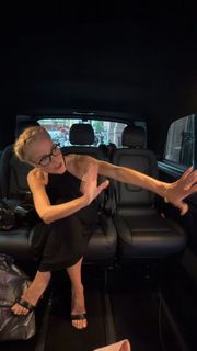 Gillian Anderson feet photo 17