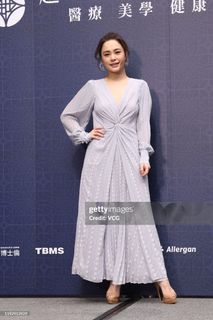 Gillian Chung feet photo 7