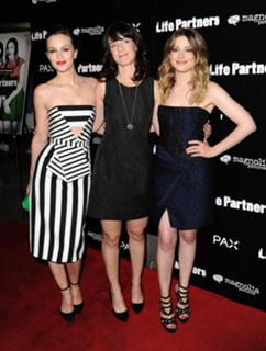 Gillian Jacobs feet photo thumbnail