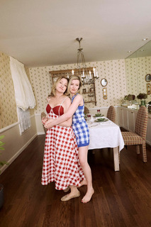 Gillian Jacobs feet photo thumbnail