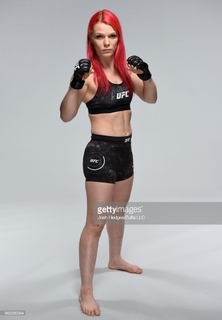 Gillian Robertson feet photo 16