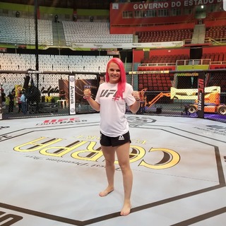 Gillian Robertson feet photo 2