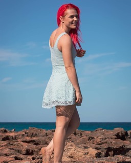 Gillian Robertson feet photo 4