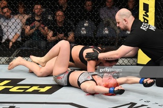 Gillian Robertson feet photo 11