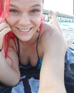 Gillian Robertson feet photo 12