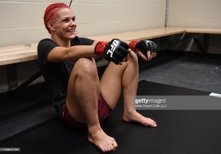 Gillian Robertson feet photo 2