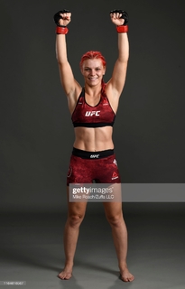 Gillian Robertson feet photo 18