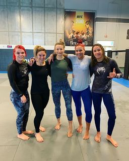 Gillian Robertson feet photo 15
