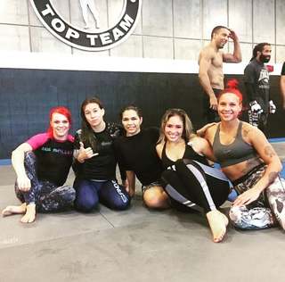 Gillian Robertson feet photo 14
