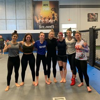 Gillian Robertson feet photo 9