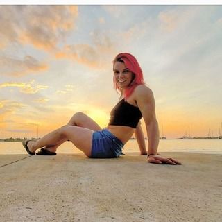 Gillian Robertson feet photo 12