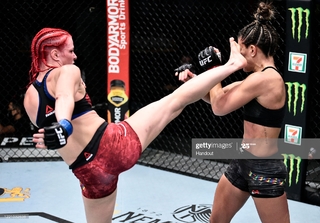 Gillian Robertson feet photo 10