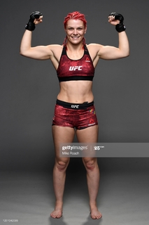 Gillian Robertson feet photo 4