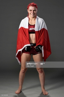 Gillian Robertson feet photo 3