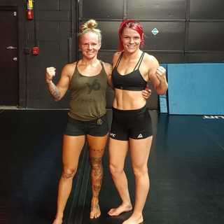 Gillian Robertson feet photo 17