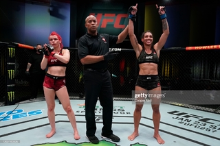 Gillian Robertson feet photo 17