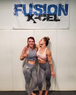 Gillian Robertson feet photo 12