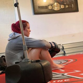 Gillian Robertson feet photo 16