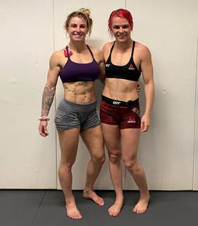 Gillian Robertson feet photo 13