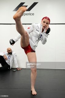 Gillian Robertson feet photo 15
