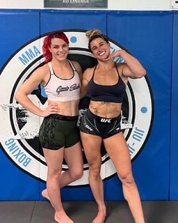 Gillian Robertson feet photo 16