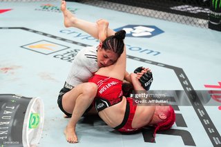 Gillian Robertson feet photo 12