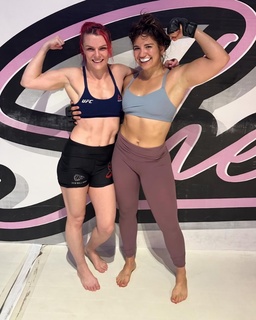 Gillian Robertson feet photo 13